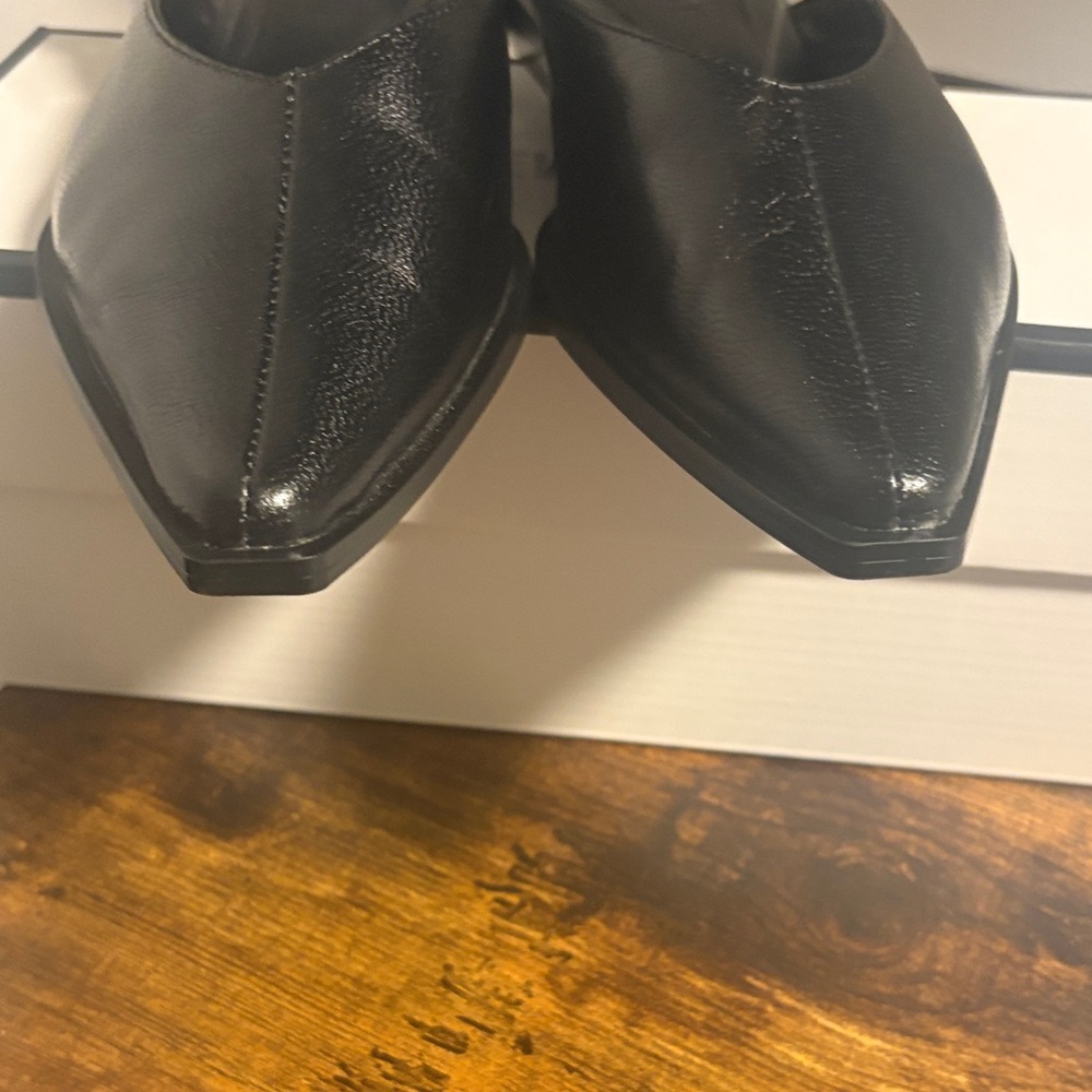 Steve Madden Black Pointed Slingback Flats with Gold Buckle Detail - Picture 5 of 6